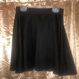 Black circle/skater skirt